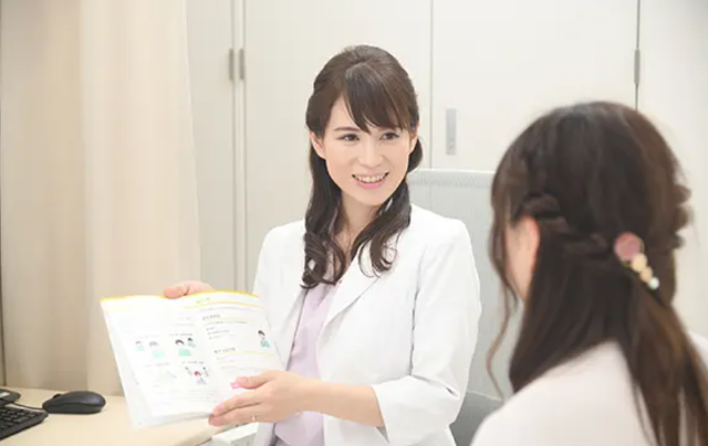 田尻友恵氏